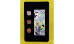 Планшет для 3 монет 25 р. без капсул и банкноты в чехле FIFA 2018